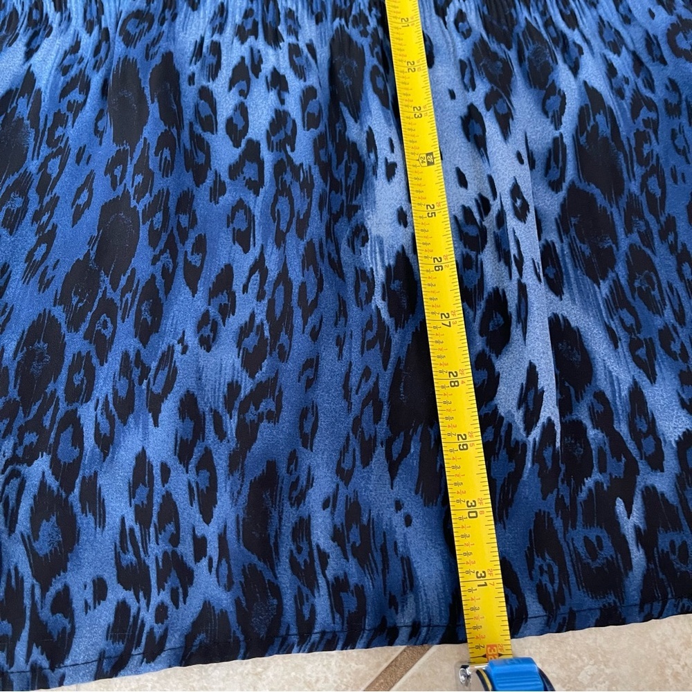 Catherines Womens Flare Sleeve Tunic Top Sz 4X Animal Print Blue Mob Wife Mature - Picture 6 of 7